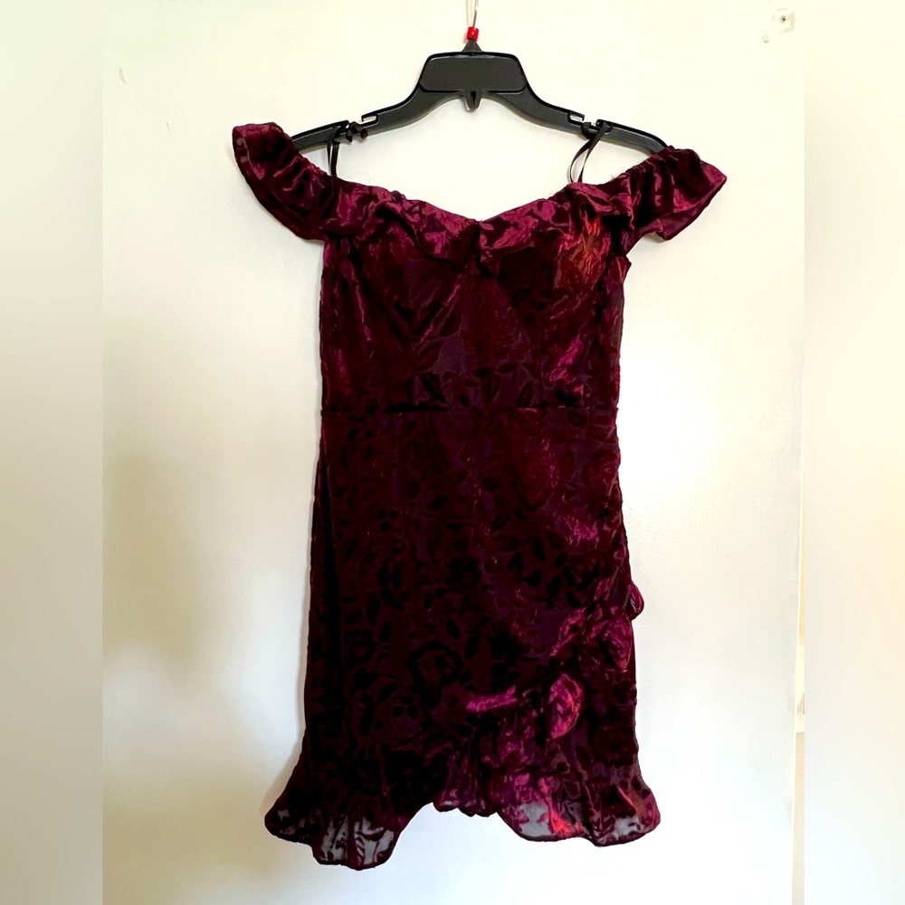 City Studio short dress color wine